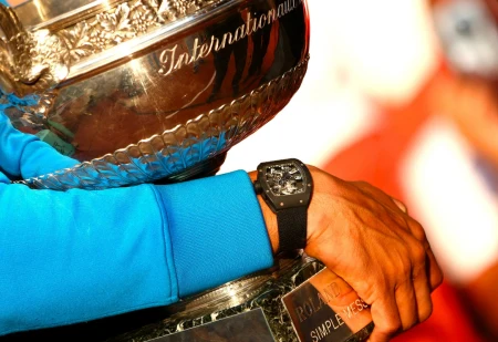 20억 집 한채가 손목으로! 리차드밀 시계 가격 왜 비싼건가요? 20억 집 한채가 손목으로! 리차드밀 시계 가격 왜 비싼건가요?